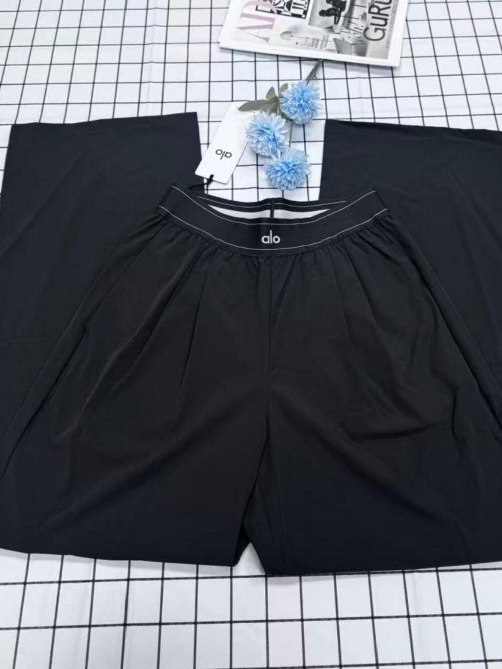 ALO Yoga Black Suit Up Pants Straight Leg Pants 🤭 NWT (Length:30" Inseam)🎈 - Picture 5 of 9
